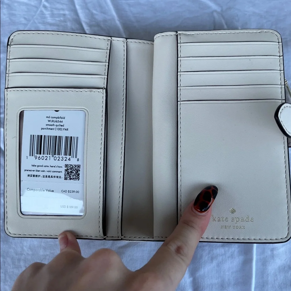 ♠️ Kate Spade Cream Quilted Tote and Wallet Set ♠️ - Picture 12 of 13